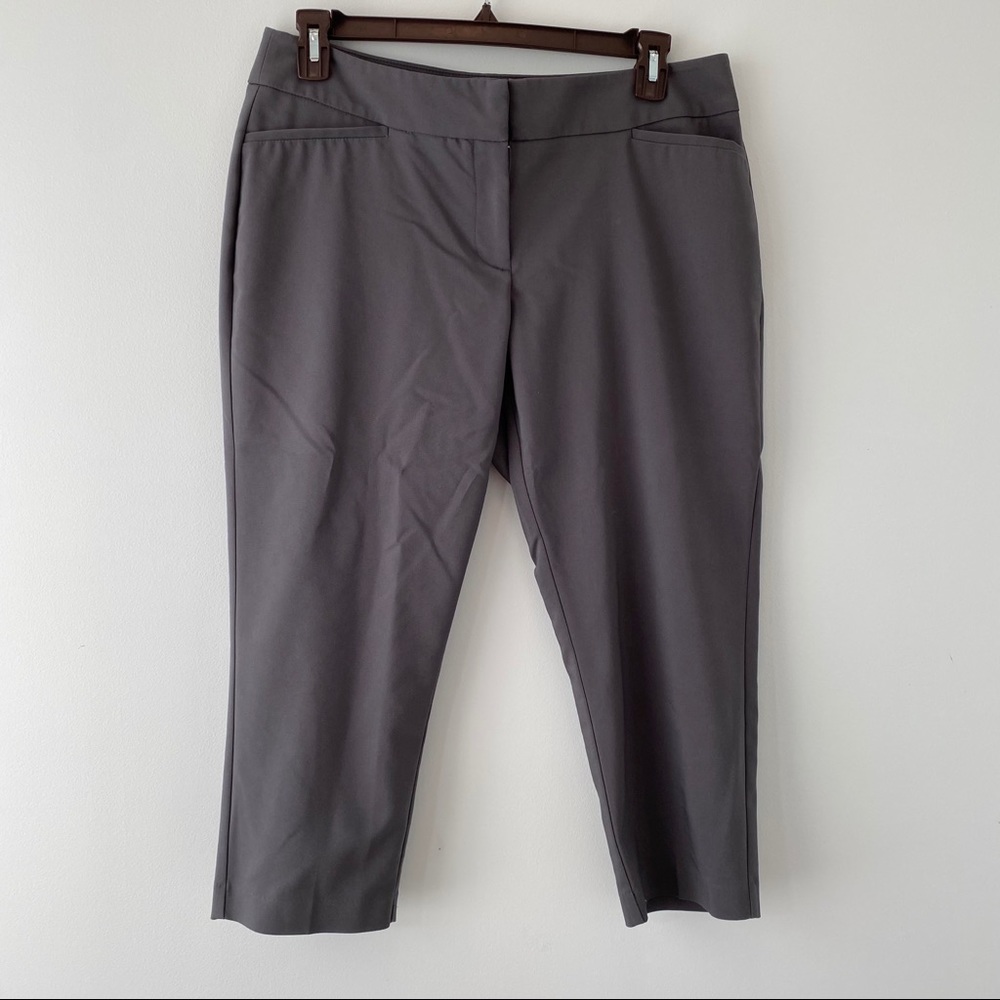 Gray cropped trousers